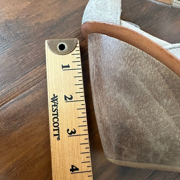 COCLICO Cut Out Ankle Strap Heeled Sandals Taupe Suede Leather - Picture 12 of 12